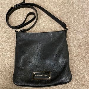 Marc Jacobs cross body purse